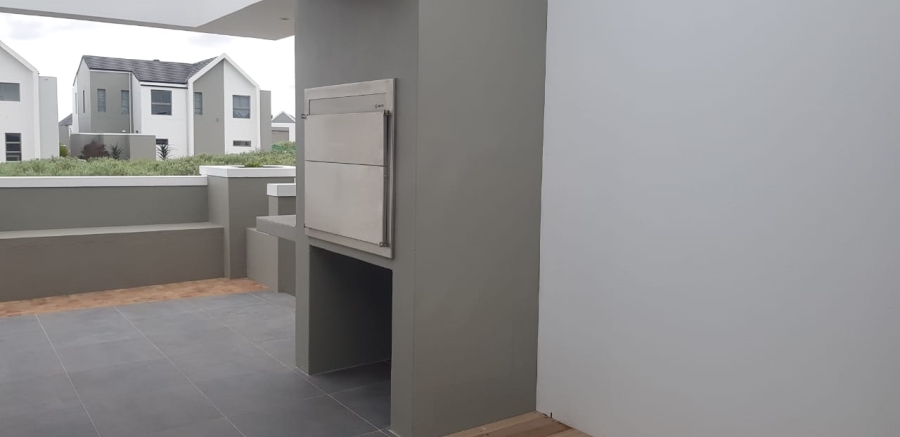 3 Bedroom Property for Sale in Langebaan Country Estate Western Cape